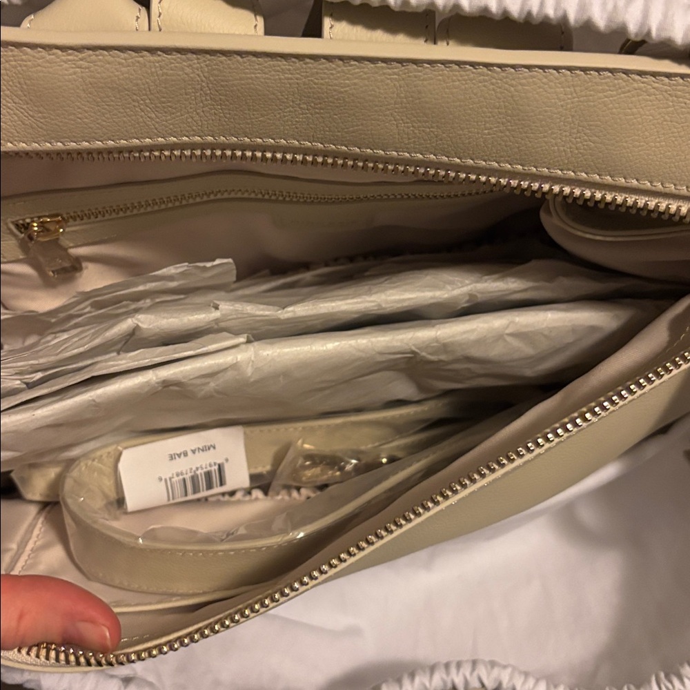 Mina Baie Modern Diaper Bag: Harper Midi - Picture 6 of 8